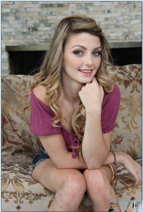 Staci Silverstone star beautiful picture