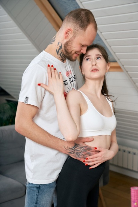 teen yoga pants free sex photo