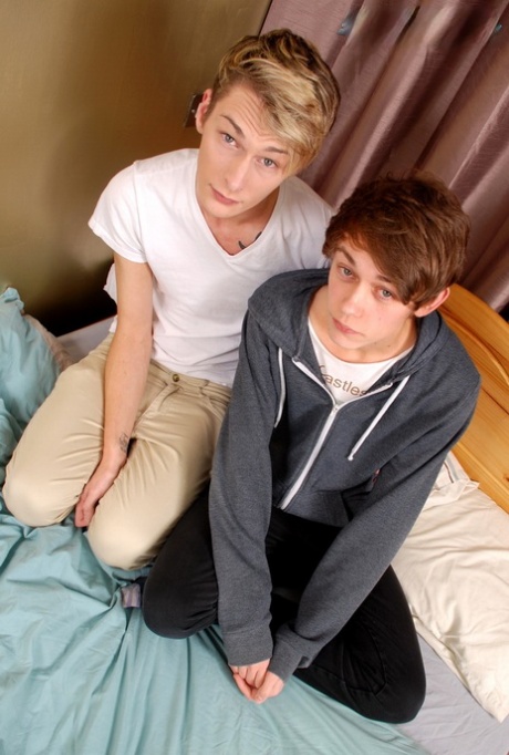 cute gay sexy nudes pic