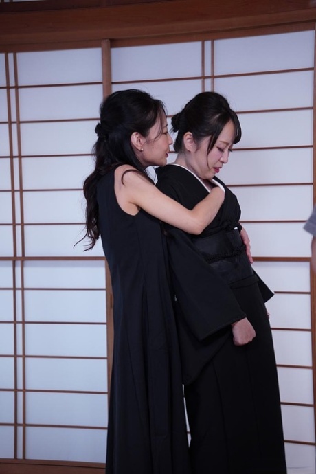 japanese milf free sex pictures