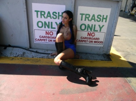 Angelina Valentine beautiful model galleries