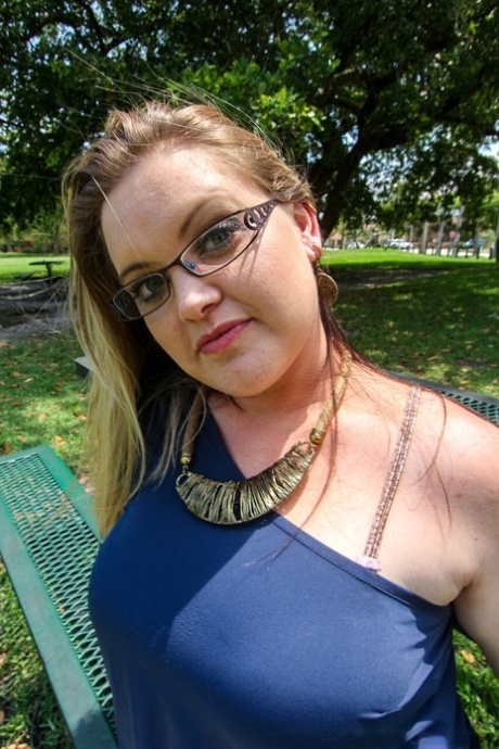 chubby wife free sexy pictures