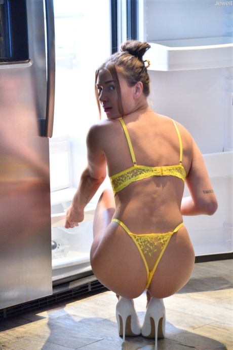 fit art naked photos