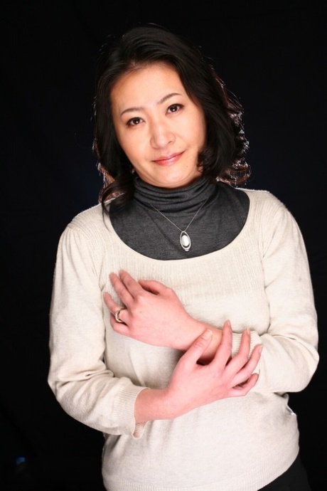 mature asian milf hot xxx photos