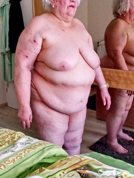 fat granny sex pic