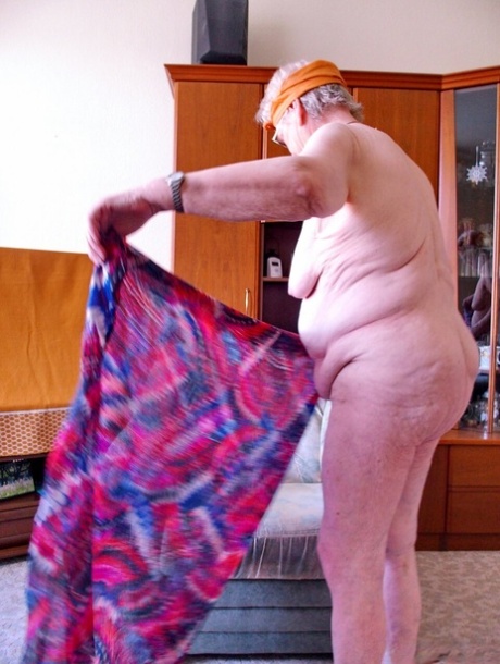 old fat granny art naked photos