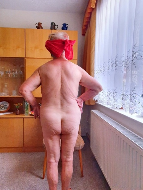 old granny tits pornographic picture