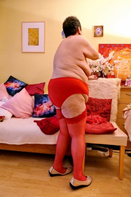 thick granny free sexy archive