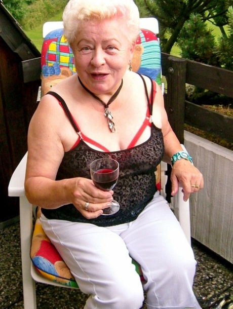 granny big tits hot photos