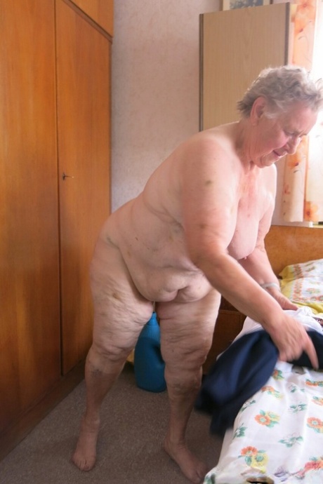 very old granny hot sex images