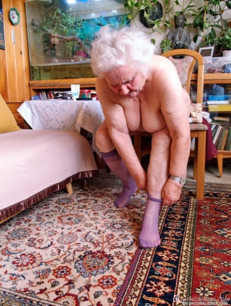 very old granny hot naked gallery