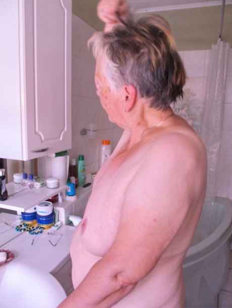 very old granny erotic img