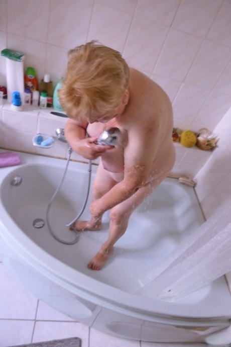 amateur granny art xxx pic