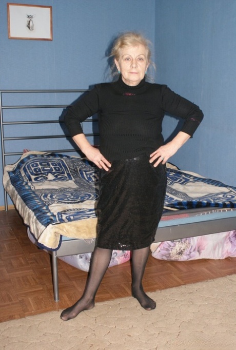 very old granny sex picture