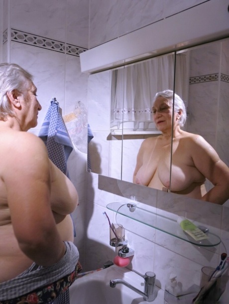 granny big boobs art porn image