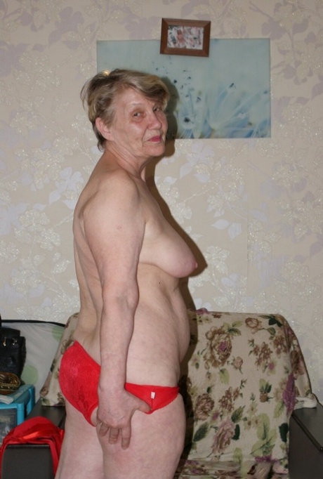 grandma hot nude img
