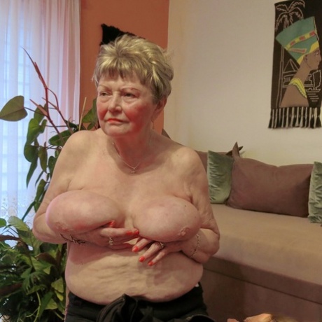 very old granny hot xxx pic