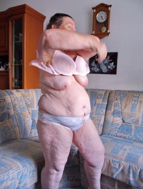 granny undressing erotic pics