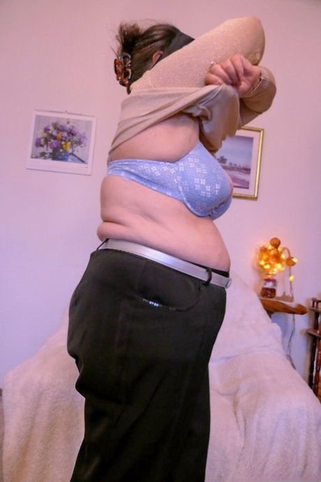 fat granny hot naked gallery