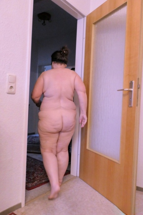 pawg granny top img