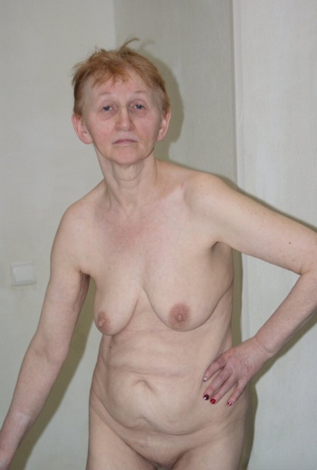 perfect small tits hot sexy gallery