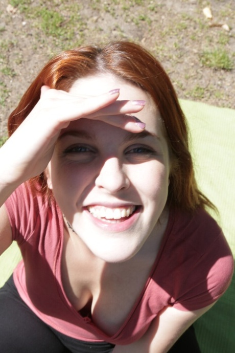 pale redhead hot naked pictures