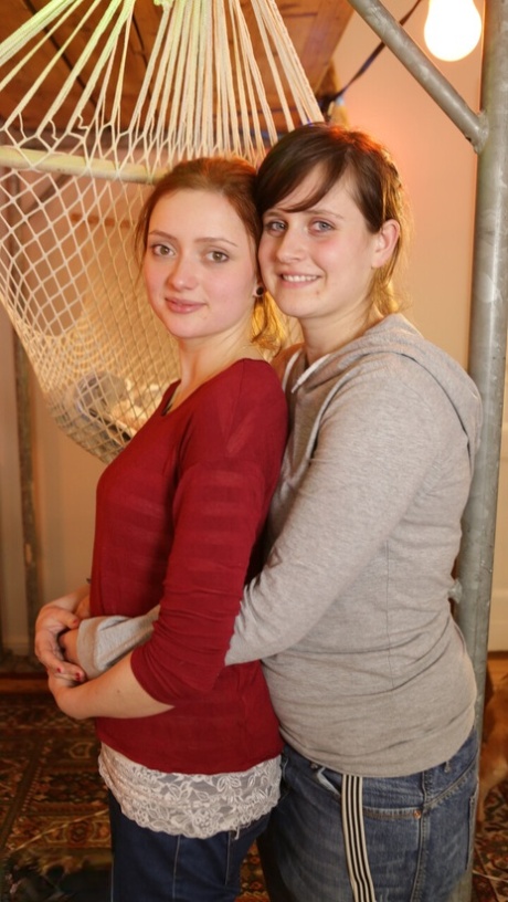 amateur lesbian beautiful nude photos