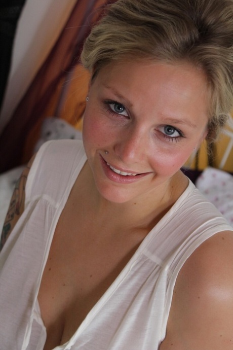 chubby amateur nude pictures