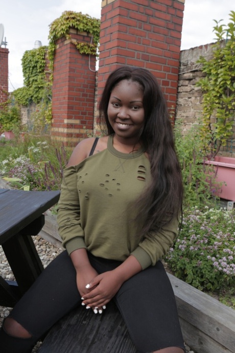 chubby ebony pornographic archive