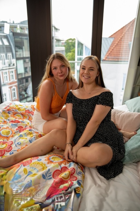 chubby lesbian best photos