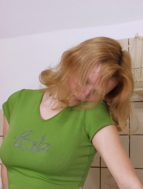 pale blonde free xxx galleries