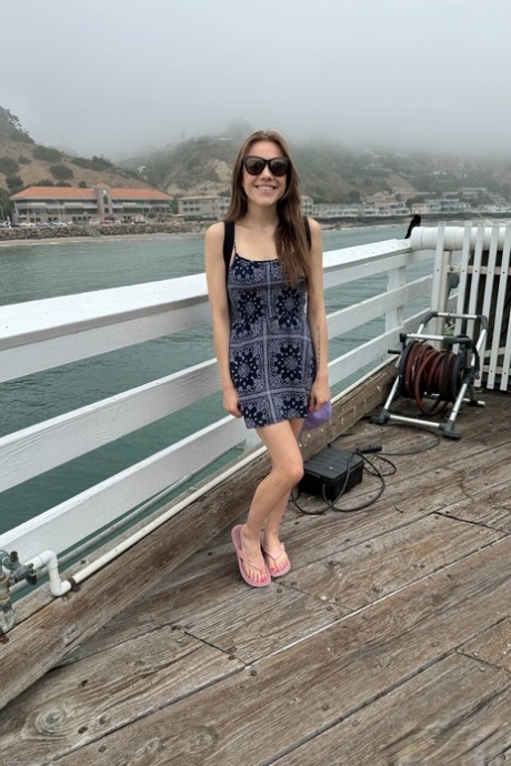 teen girlfriend hot nude pics