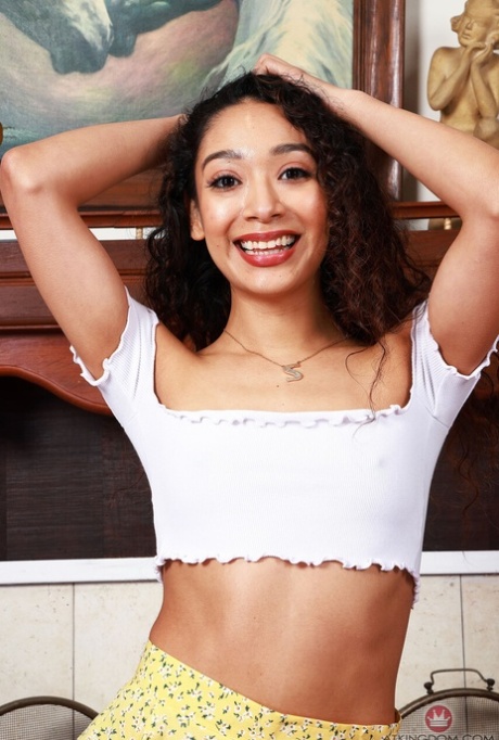latina skirt hot nude images