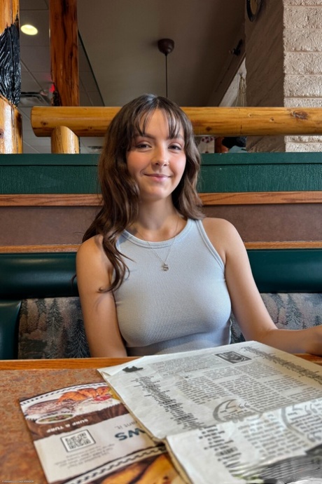public flashing hot xxx pic