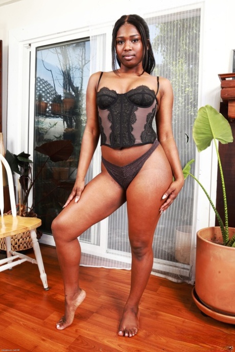 ebony feet art naked images
