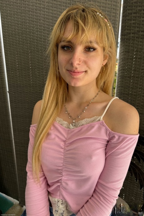 hotel adult pic