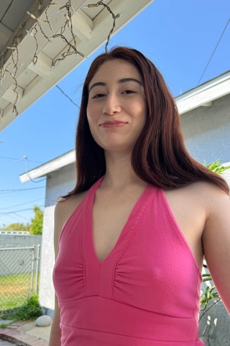 skinny amateur hot pics