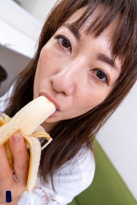 mature asian milf free sexy photo