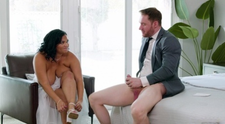 thick fuck exclusive pic