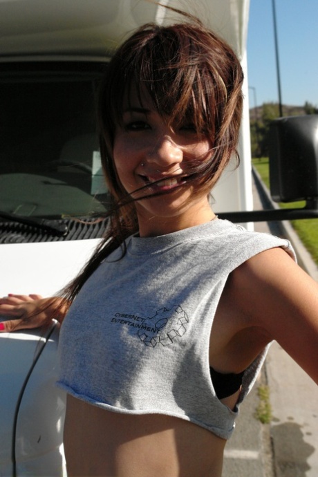 Coco Velvet model adult images