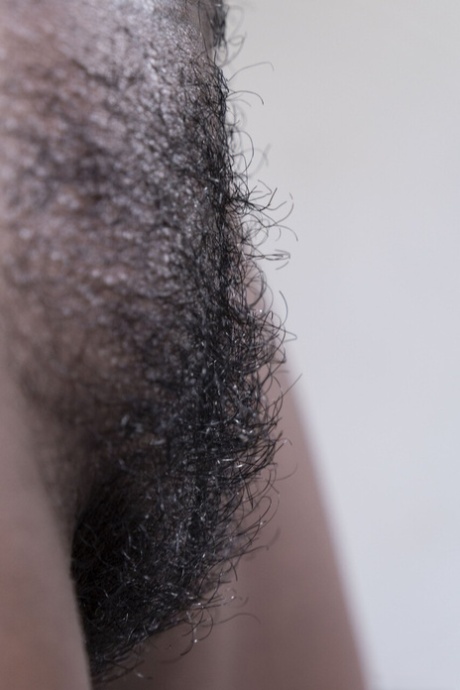 slim art nude picture