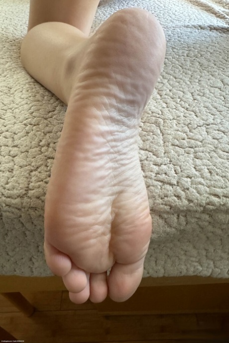 latina feet nice pic
