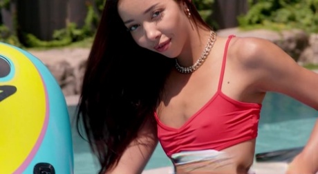 skinny asian teen beautiful xxx picture