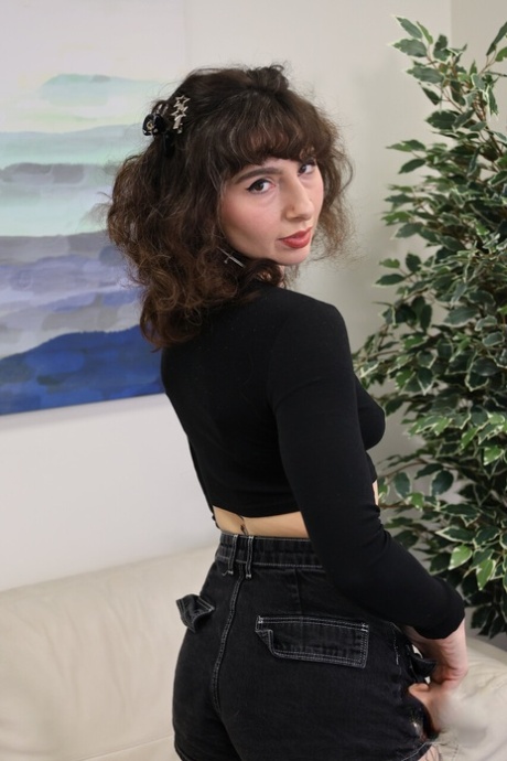 mom daughter free sex photo