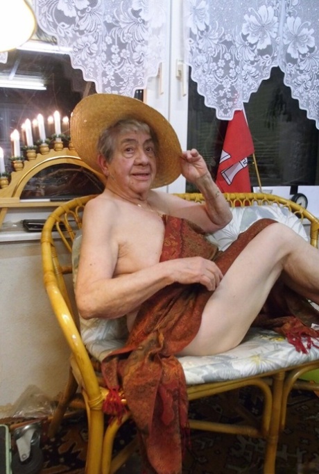 granny slut erotic galleries