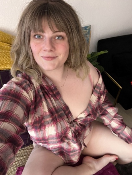 amateur teen free nude pictures