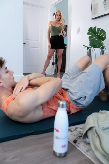 sexy mom hot xxx image
