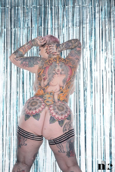 tattooed redhead erotic images