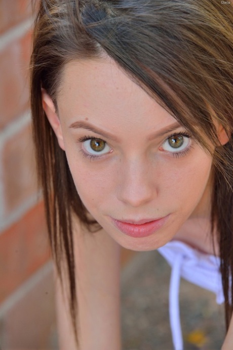 Aria Haze hot actress picture