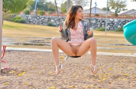 public pussy hot sexy picture
